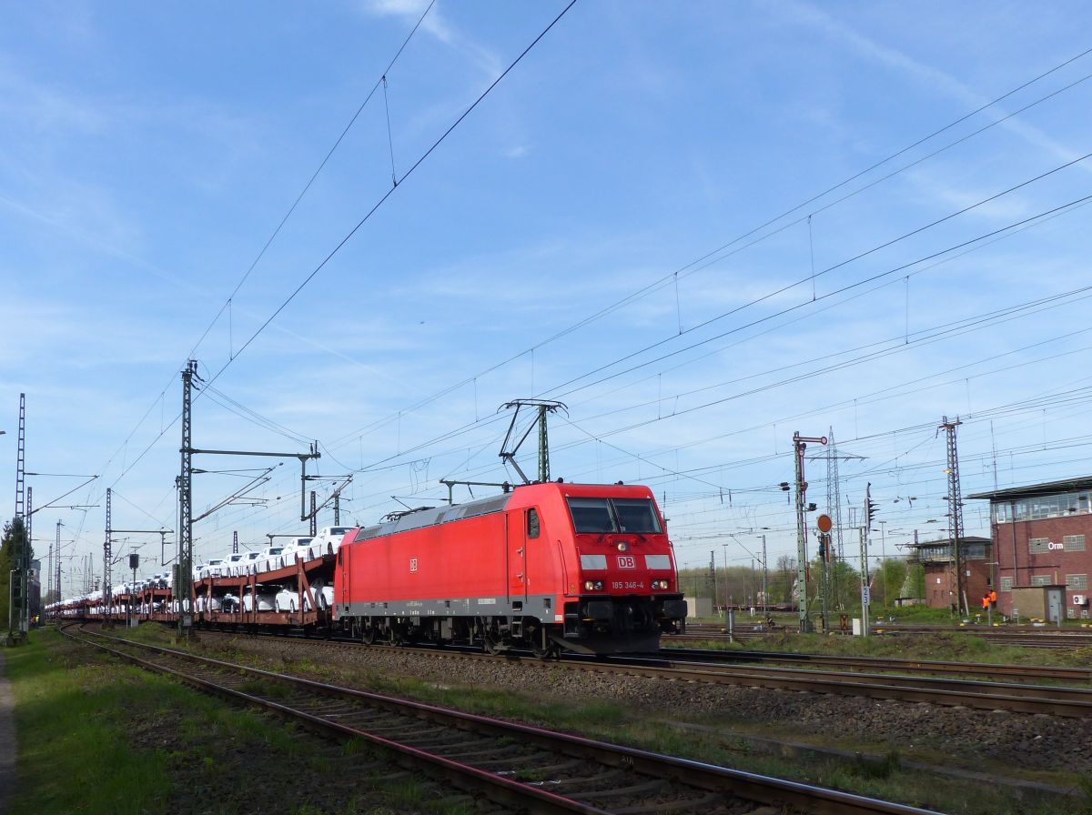 DB Schenker Lok 185 346-4 G�terbahhof Oberhausen West 31-03-2017.

DB Schenker loc 185 346-4 goederenstation Oberhausen West 31-03-2017.