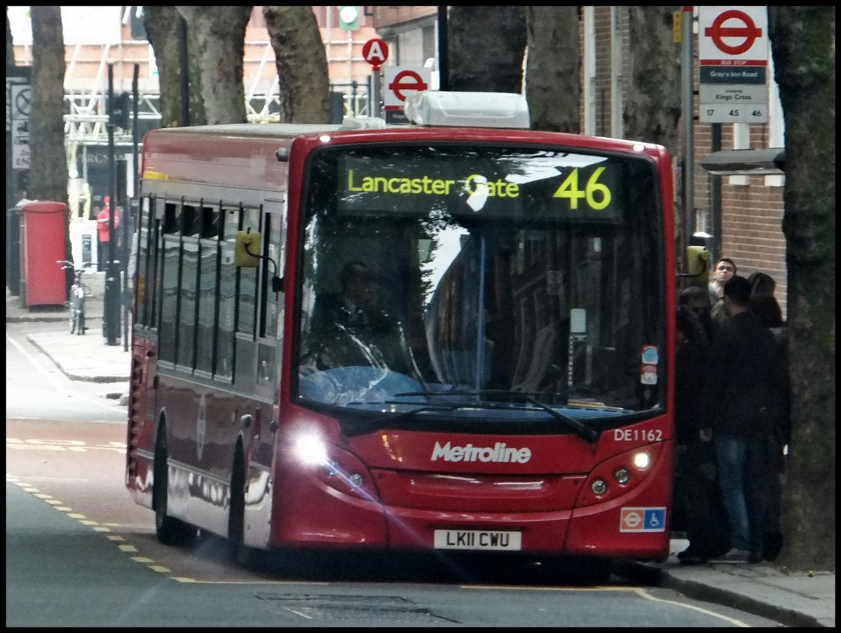 Dennis von Metroline London in London.