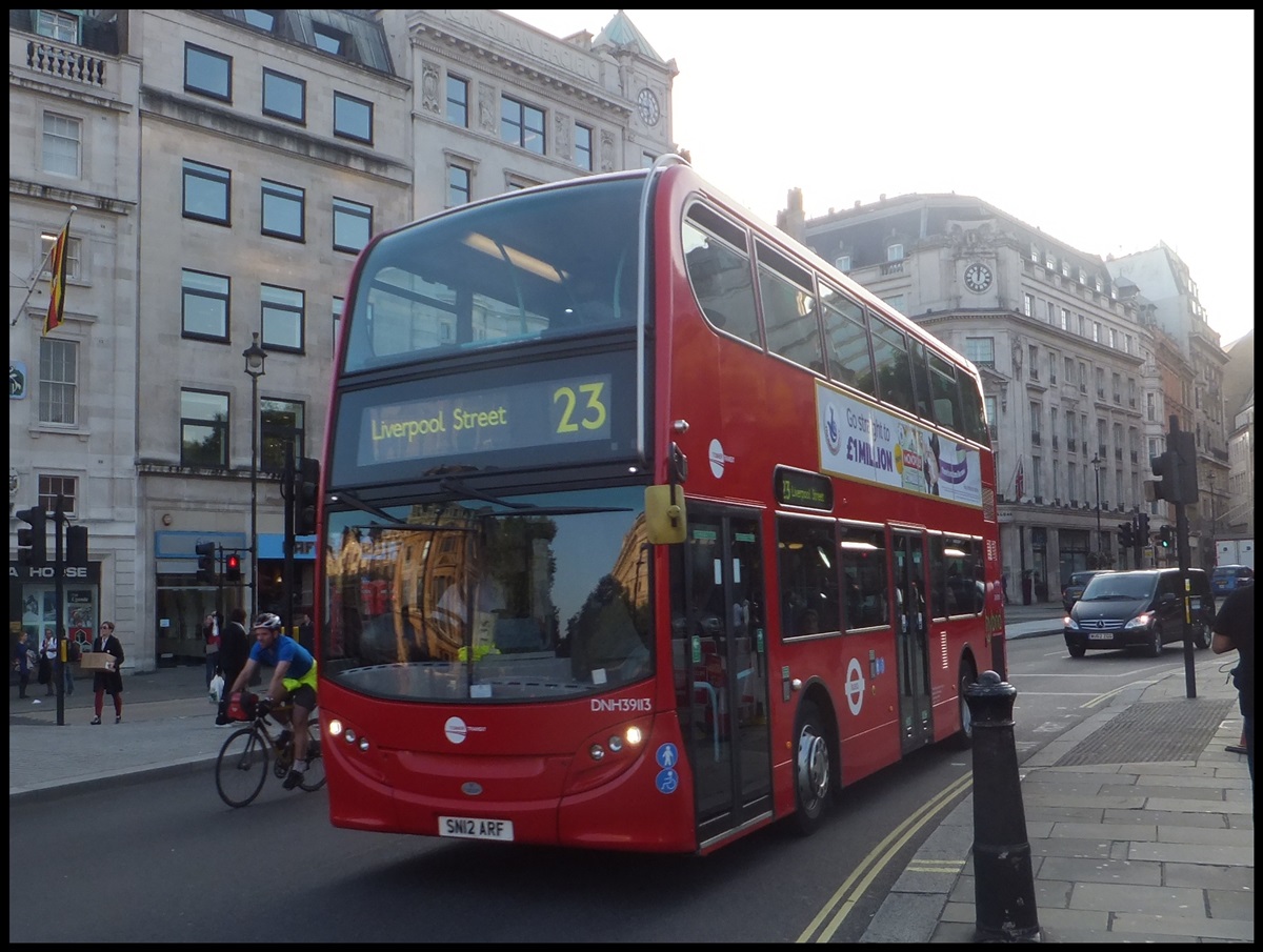 Dennis von Tower Transit London in London.