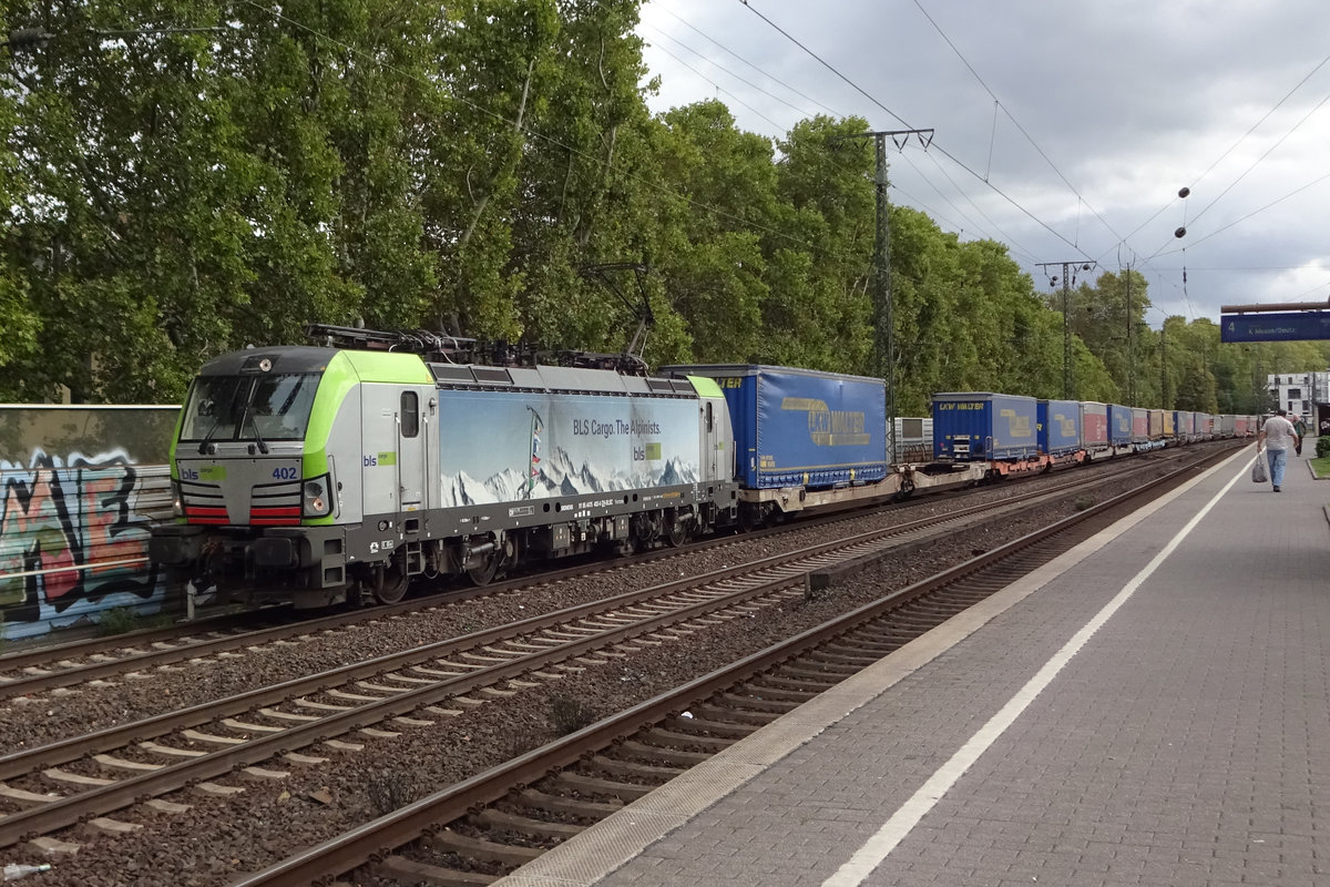 Der Cabooter-Shuttle mit BLS 475 402 durchfahrt Köln Süd am 23 September 2019 auf die fahrt nach Kaldenkirchen.