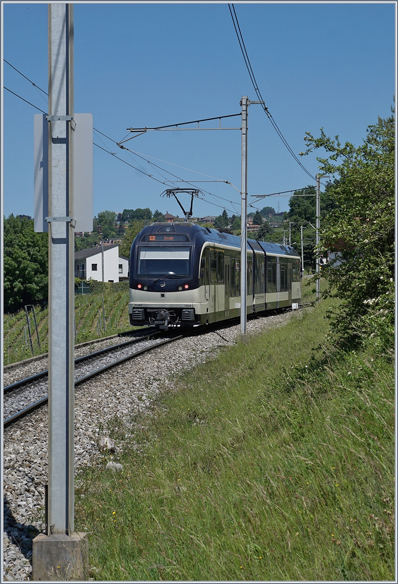 Der MVR ABeh 2/6 7504  VEVEY  zwischen Châtelard VD und Planchamp auf der Fahrt nach Sonzier. 

21. Mai 2020