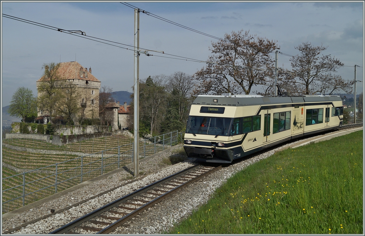 Der MVR GTW 2/6  La Chiesa  bei Châtelard.
4. April 2014