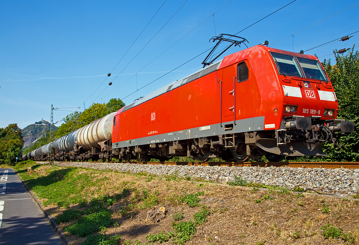 
Die 185 189-8 (91 80 6185 189-8 D-DB) der DB Cargo Deutschland AG fhrt am 18.08.2018 mit einem Kesselwagenzug durch Bad Honnef in Richtung Sden.