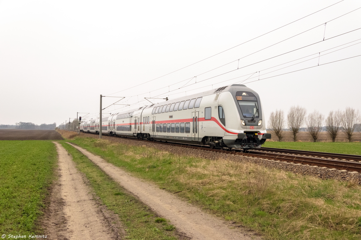 Doppelstock IC 2431  Borkum  von Emden Außenhafen nach Cottbus bei Brandenburg und geschoben hatte die 146 570-7. Netten Gruß zurück an den Tf! 05.04.2016