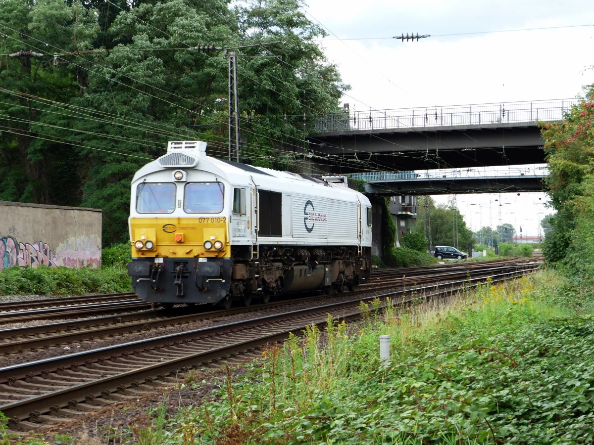 ECR (Euro Cargo Rail) Diesellokomotive 077 010-2 Hoffmannstrasse, Oberhausen 21-08-2020.

ECR (Euro Cargo Rail) diesellocomotief 077 010-2 Hoffmannstrasse, Oberhausen 21-08-2020.