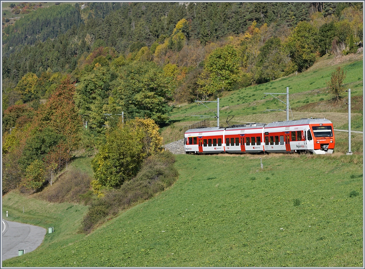 Ein TMR  NINA  erreicht in Küzre sein Ziel Le Châble.
7. Okt. 2017