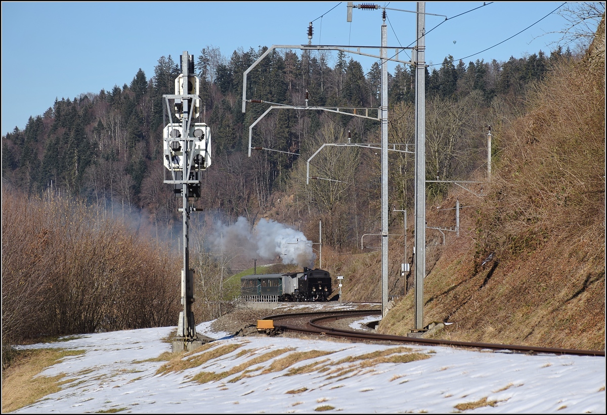 Fahrt nach Entlebuch entlang der kleinen Emme Eb 3/5 5810. Februar 2019.