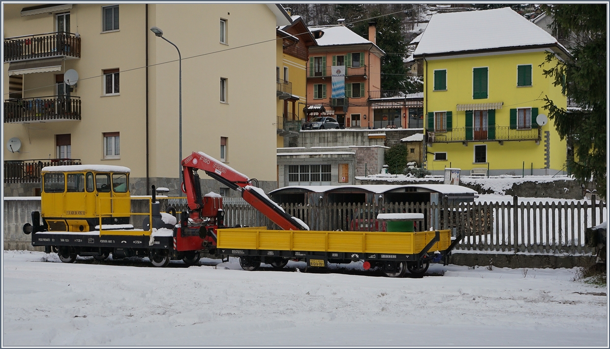 FS Bahn-Dienstfahrzeuge in Varzo.
14. Jan. 2017