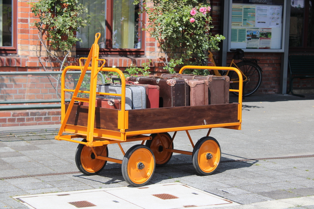 Gepäckwagen am 29.07.2025 in Putbus,fotografiert