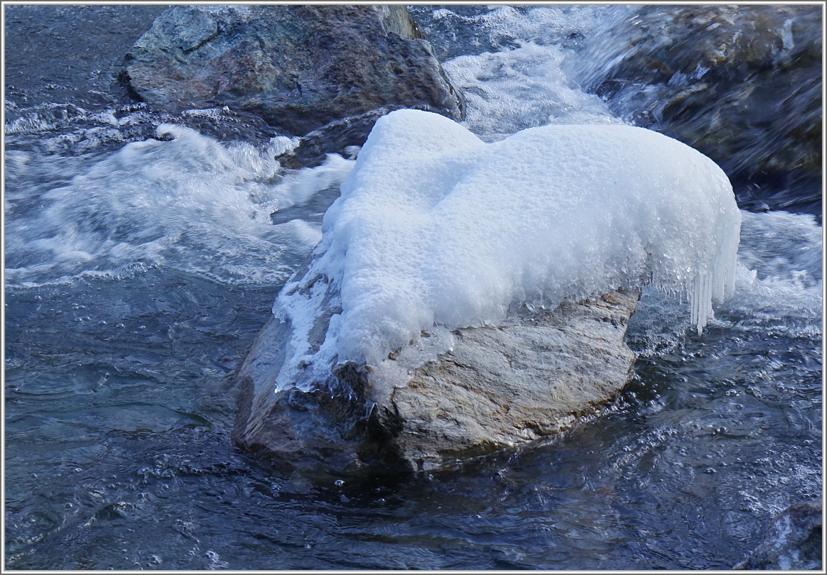 Herz aus Schnee und Eis
(28.01.2015)