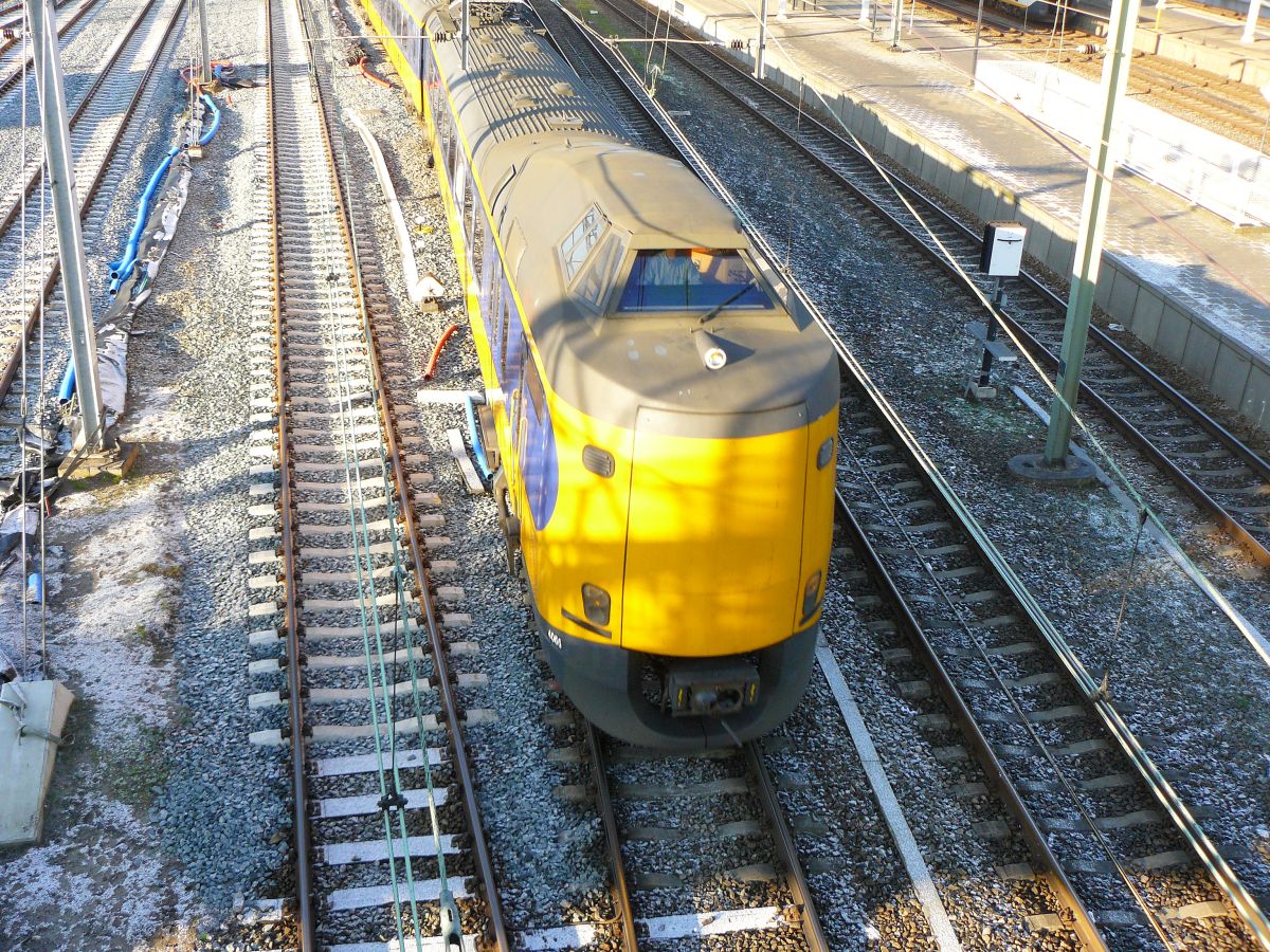 ICM-III TW 4066 Zwolle 11-12-2012.

ICM-III treinstel 4066 Zwolle 11-12-2012.