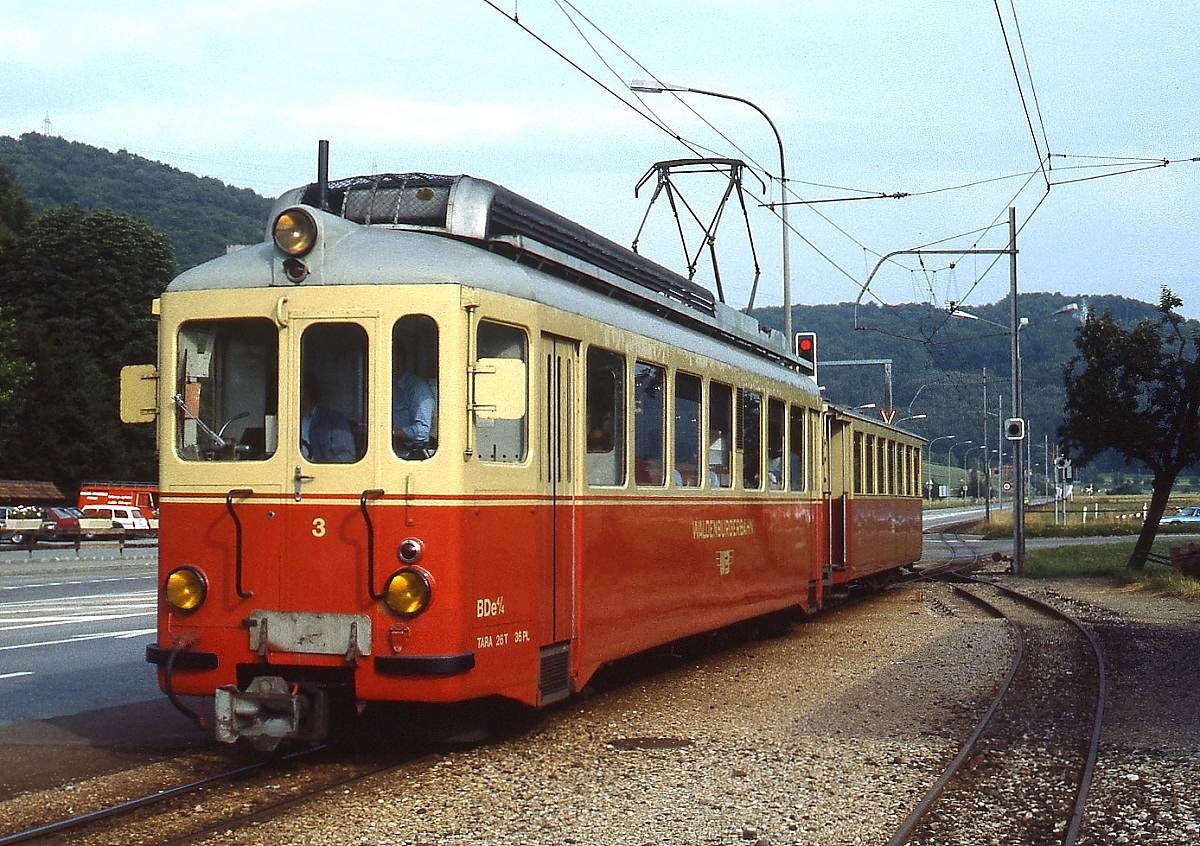 Im Juli 1983 trifft BDe 4/4 3 in Bubendorf Bad ein. Nach der Beschaffung von Neufahrzeugen wurden die BDe 4/4 1-3 ausgemustert und leider verschrottet.