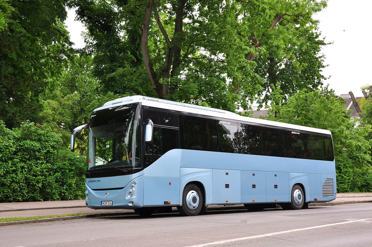 Irisbus Evadys von Pilisplusz.hu in Krems gesehen.