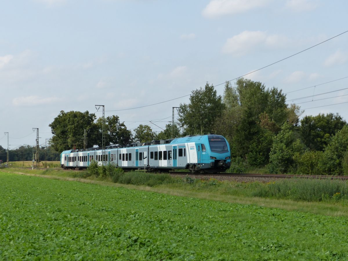 Keolis Eurobahn Stadler FLIRT 3 Triebzug ET 4.05 Devesstra�e, Salzbergen 11-09-2020.

Keolis Eurobahn Stadler FLIRT 3 treinstel ET 4.05 Devesstra�e, Salzbergen 11-09-2020.