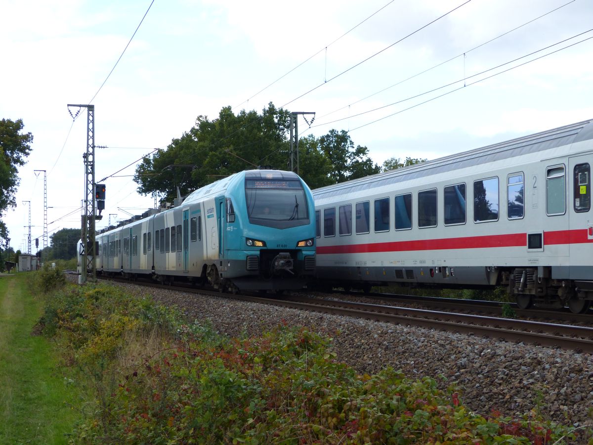 Keolis Eurobahn Triebzug ET 4 01 Devesstra�e, Salzbergen 28-09-2018.

Keolis Eurobahn treinstel ET 4 01 Devesstra�e, Salzbergen 28-09-2018.
