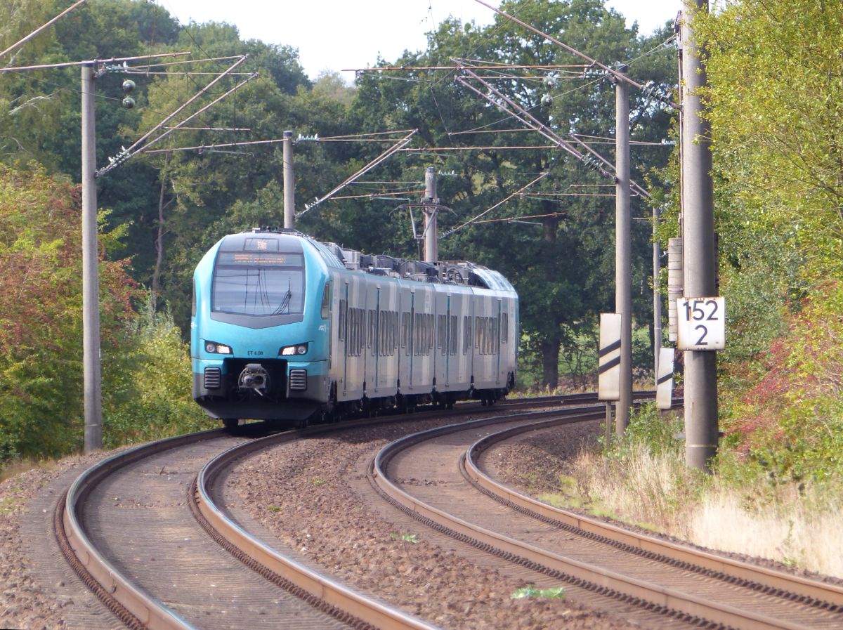 Keolis Eurobahn Triebzug ET 4 08 bei Bahn�bergang Fuchsweg, Laggenbeck, Ibbenb�ren 28-09-2018. 

Keolis Eurobahn treinstel ET 4 08 bij overweg Fuchsweg, Laggenbeck, Ibbenb�ren 28-09-2018