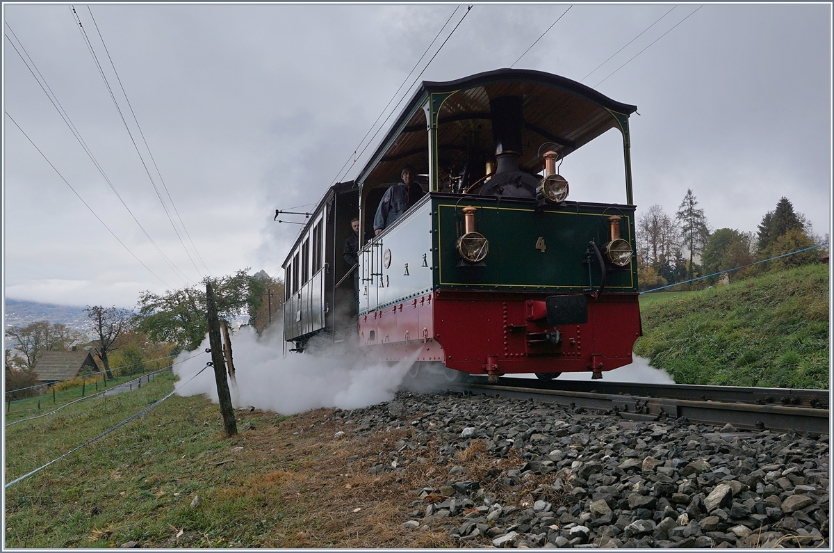 La Dernière du Blonay - Chamby - das 50. Jahre Jubiläum beschliesst die Blonay Chamby Bahn mit einer Abschlussvorstellung und liess es nochmals so richtig dampfen: Und dies tat die  früher bei Ferrovie Padane eingesetzte Lok G 2/2 N° 4 auf der Fahrt nach Chamby in wunderbare Weise, wohl auch dank des etwas kühlen Wetters.

28. Oktober 2018