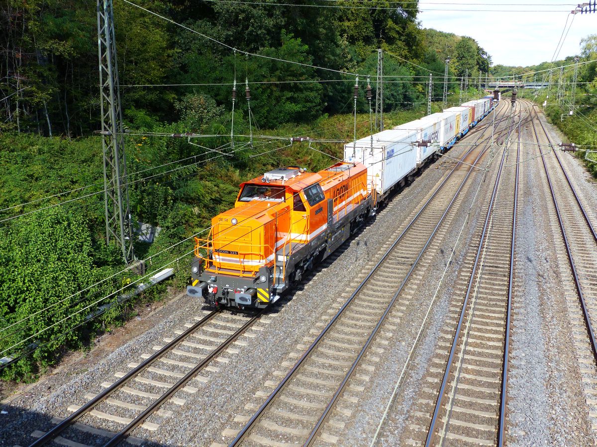 Locon Diesellok 323 (92 80 4185 030-8) Abzweig Lotharstrasse, Forsthausweg, Duisburg 19-09-2019.

Locon dieselloc 323 (92 80 4185 030-8) Abzweig Lotharstrasse, Forsthausweg, Duisburg 19-09-2019.