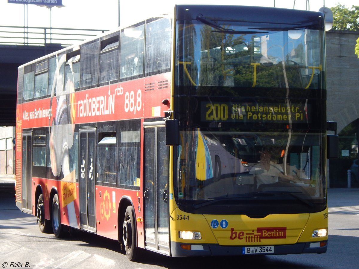 MAN Lion's City DD der BVG in Berlin.