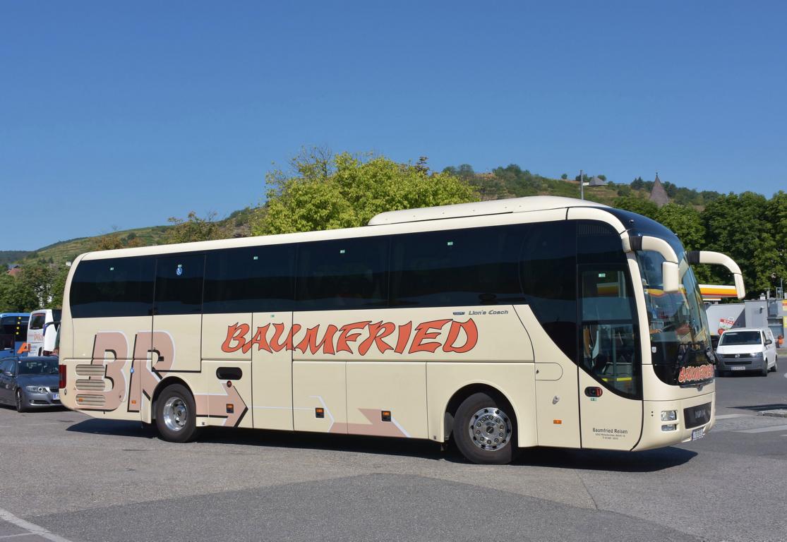 MAN Lion`s Coach von Baumfried Reisen aus �sterreich 06/2017 in Krems.