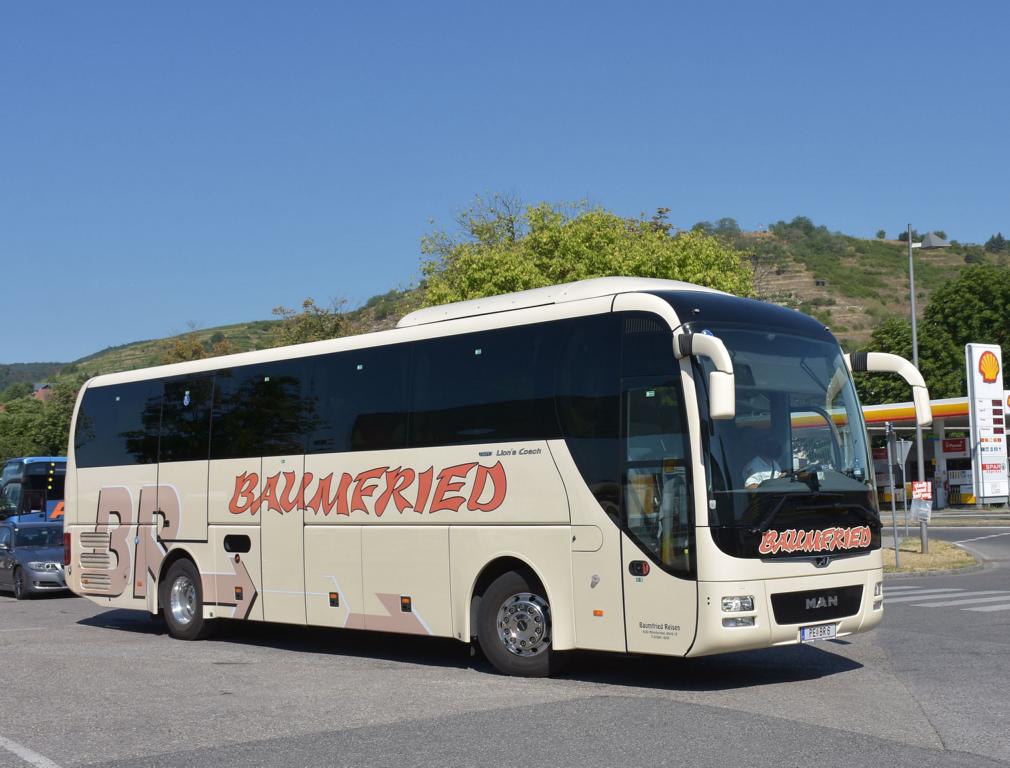 MAN Lion`s Coach von Baumfried Reisen aus �sterreich 06/2017 in Krems.