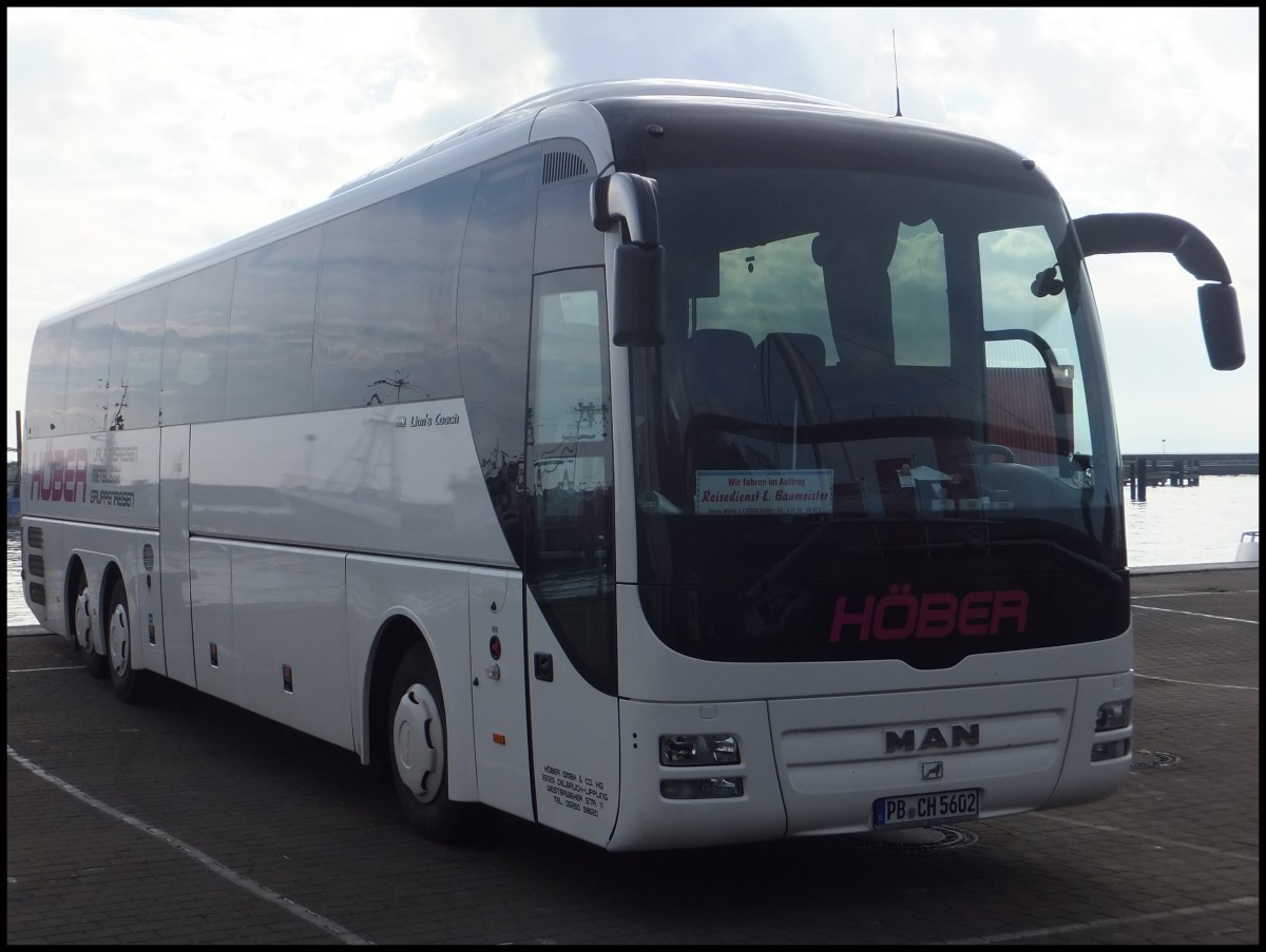 MAN Lion's Coach von H�ber-Reisen aus Deutschland im Stadthafen Sassnitz.