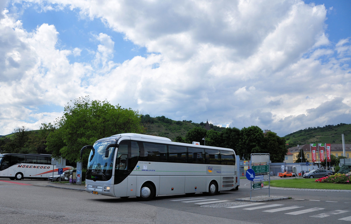 MAN Lions Coach von SNelle vliet.nl in Krems gesehen.