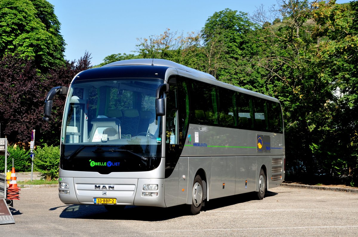 MAN Lions Coach von SNelle vliet.nl in Krems gesehen.