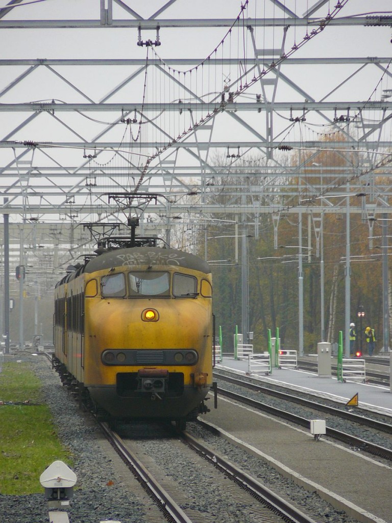 Mat'64 TW Plan V in Enschede am 28-11-2013.

Mat'64 treinstellen Plan V in Enschede 28-11-2013.