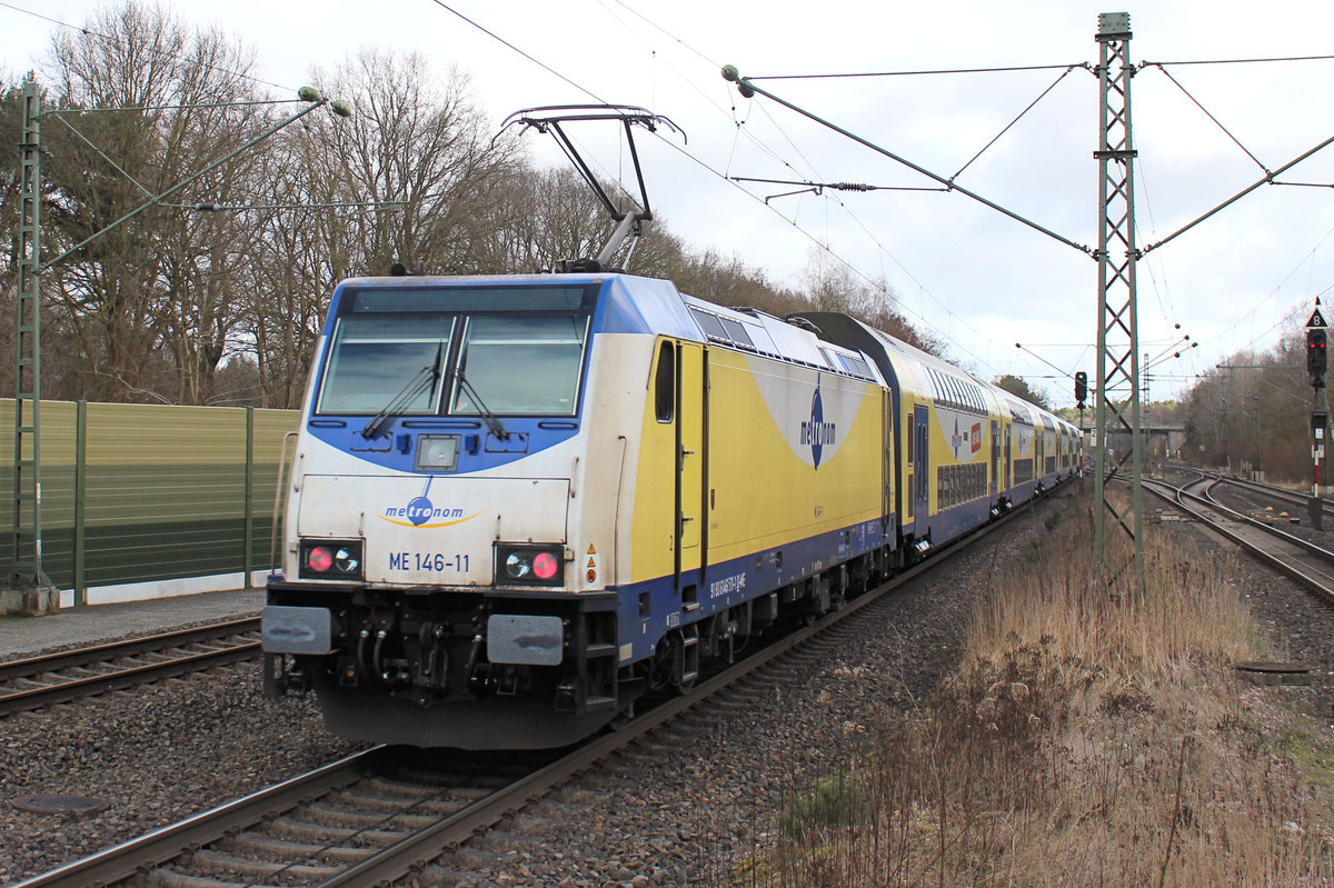 ME 146-11 verlässt den Lauenbrücker Bahnhof und macht sich auf den Weg nach Hamburg. Datum 10.03.2017