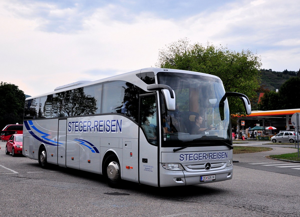 Mercedes Benz Tourismo von Steger Reisen aus sterreich am 27.Juli 2014 in Krems gesehen.