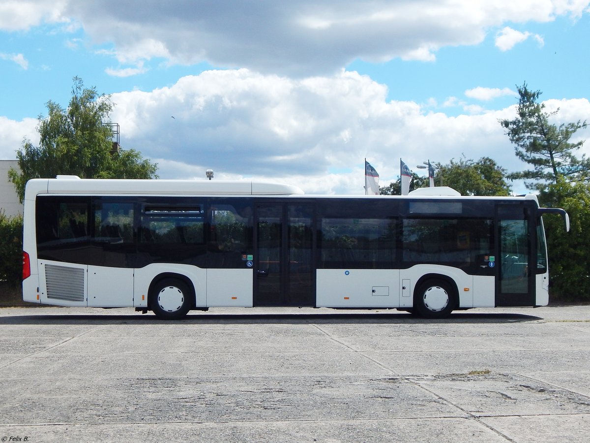 Mercedes Citaro III LE Ü von Becker-Strelitz Reisen aus Deutschland in Neubrandenburg.