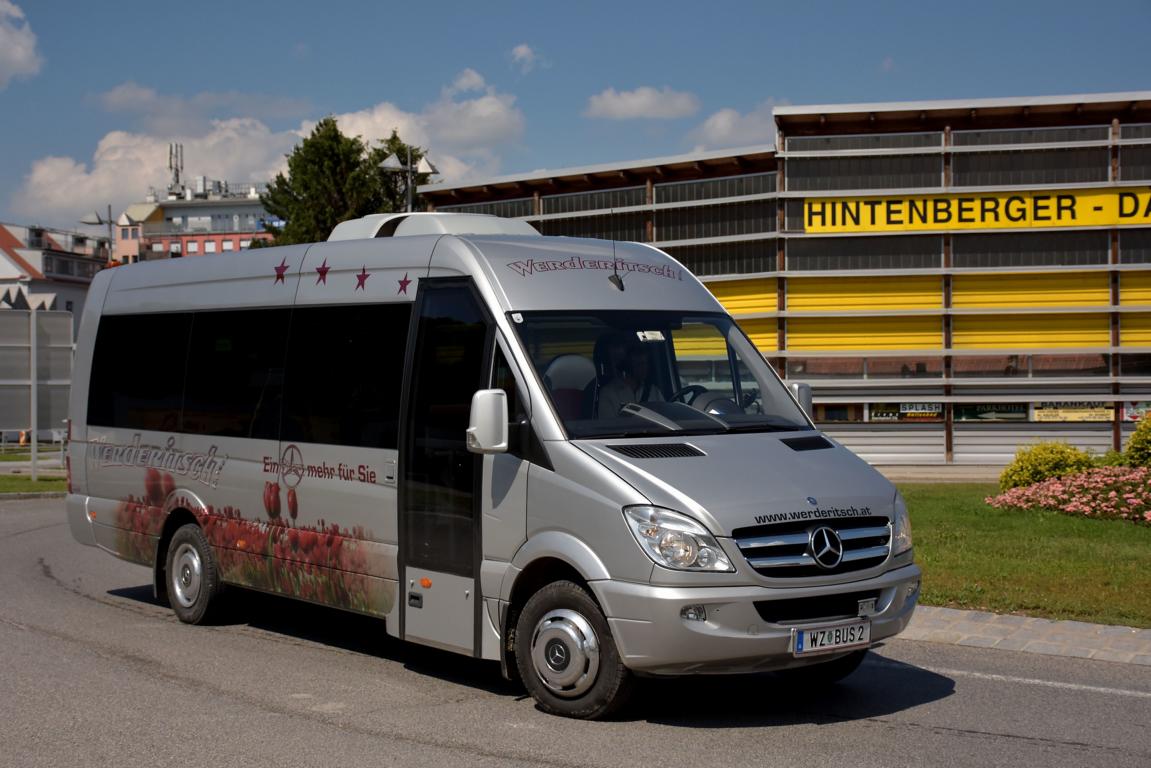 Mercedes Sprinter von Werderitsch Reisen aus �sterreich 2018 in Krems gesehen.