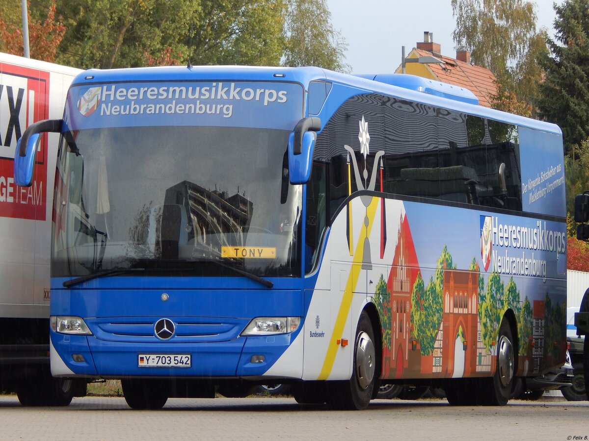 Mercedes Tourismo der Bundeswehr in Neubrandenburg.