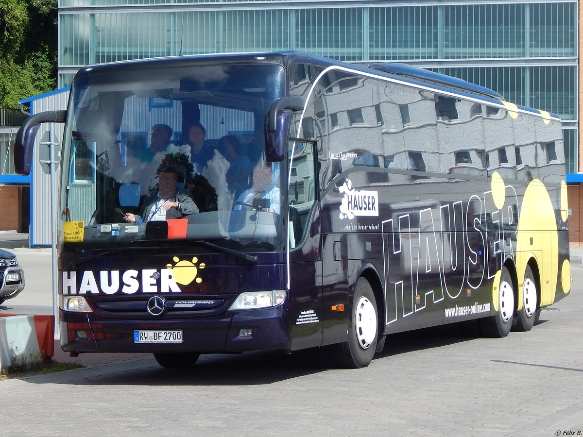 Mercedes Tourismo von Hauser aus Deutschland im Stadthafen Sassnitz.