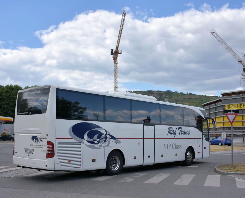 Mercedes Tourismo von Raf Trans Reisen aus PL 06/2017 in Krems.