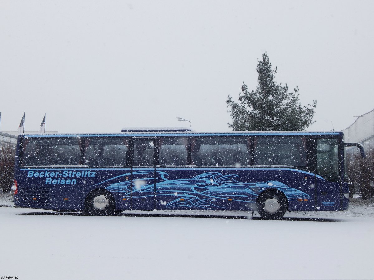 Mercedes Tourismo RH von Becker-Strelitz Reisen aus Deutschland in Neubrandenburg.