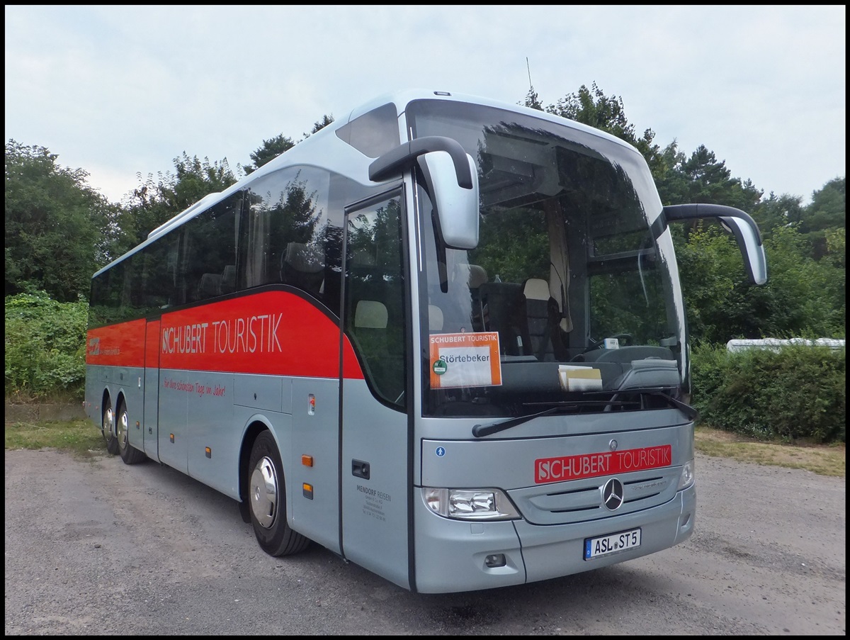 Mercedes Tourismo von Schubert Touristik aus Deutschland in Binz.