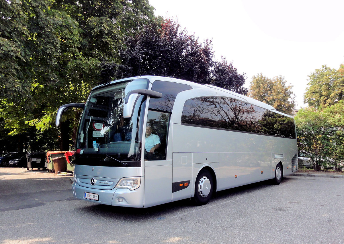 Mercedes Travego aus �sterreich in Krems gesehen.