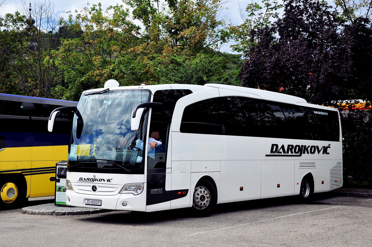 Mercedes Travego von Darojkovic.hr in Krems gesehen.