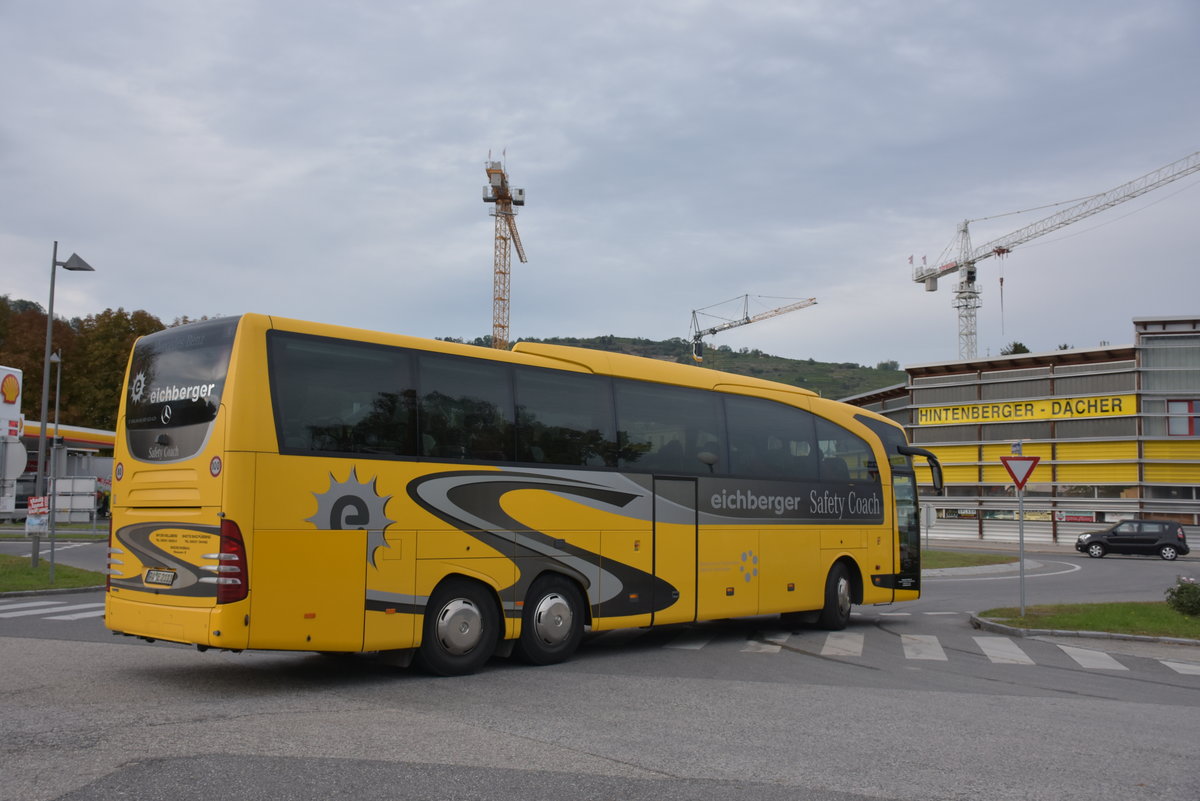 Mercedes Travego von Eichberger Reisen aus der BRD 09/2017 in Krems.