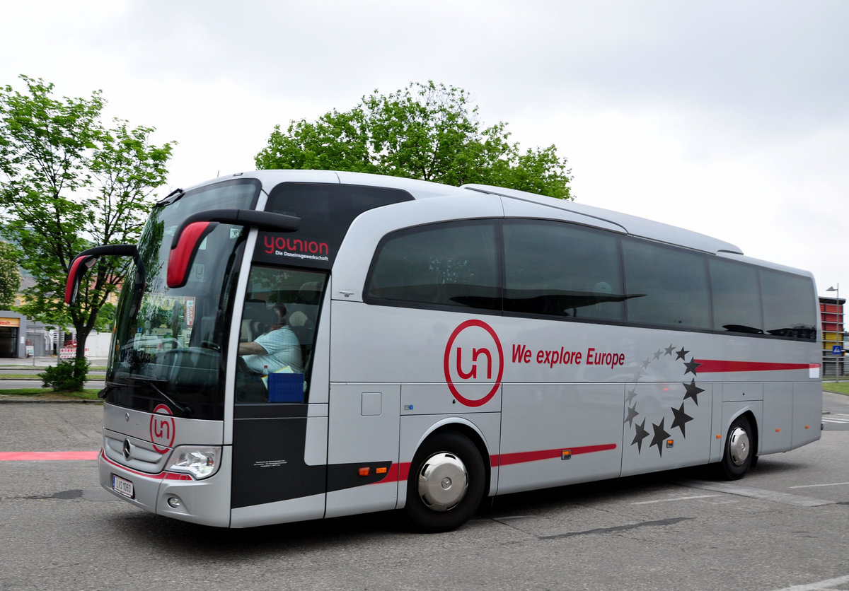 Mercedes Travego von Younion aus Linz/sterreich in Krems gesehen.