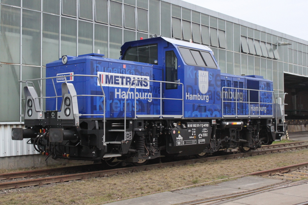 Metrans 1002 011-7 stand am Nachmittag im Rostocker Fracht und Fischereihafen abgestellt.15.02.2018