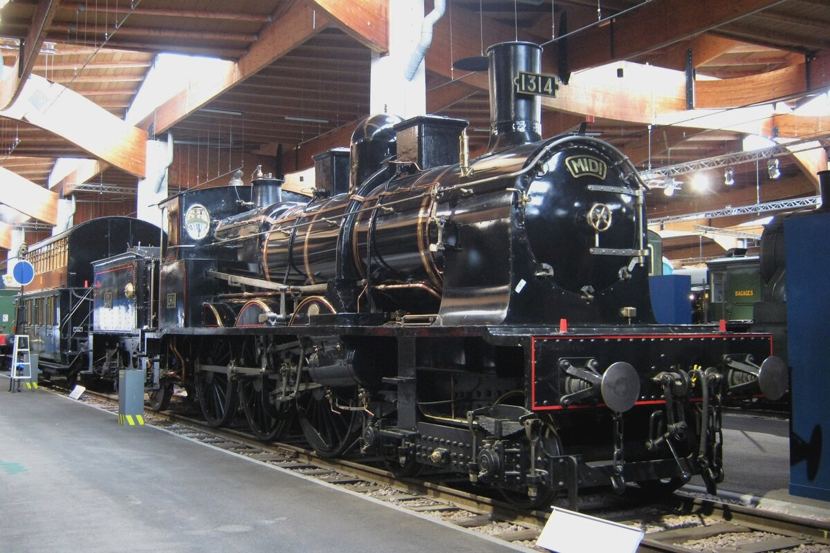 MIDI 1314 steht auch am 30 Mai 2019 noch ins Eisenbahnmuseum von Mulhouse.