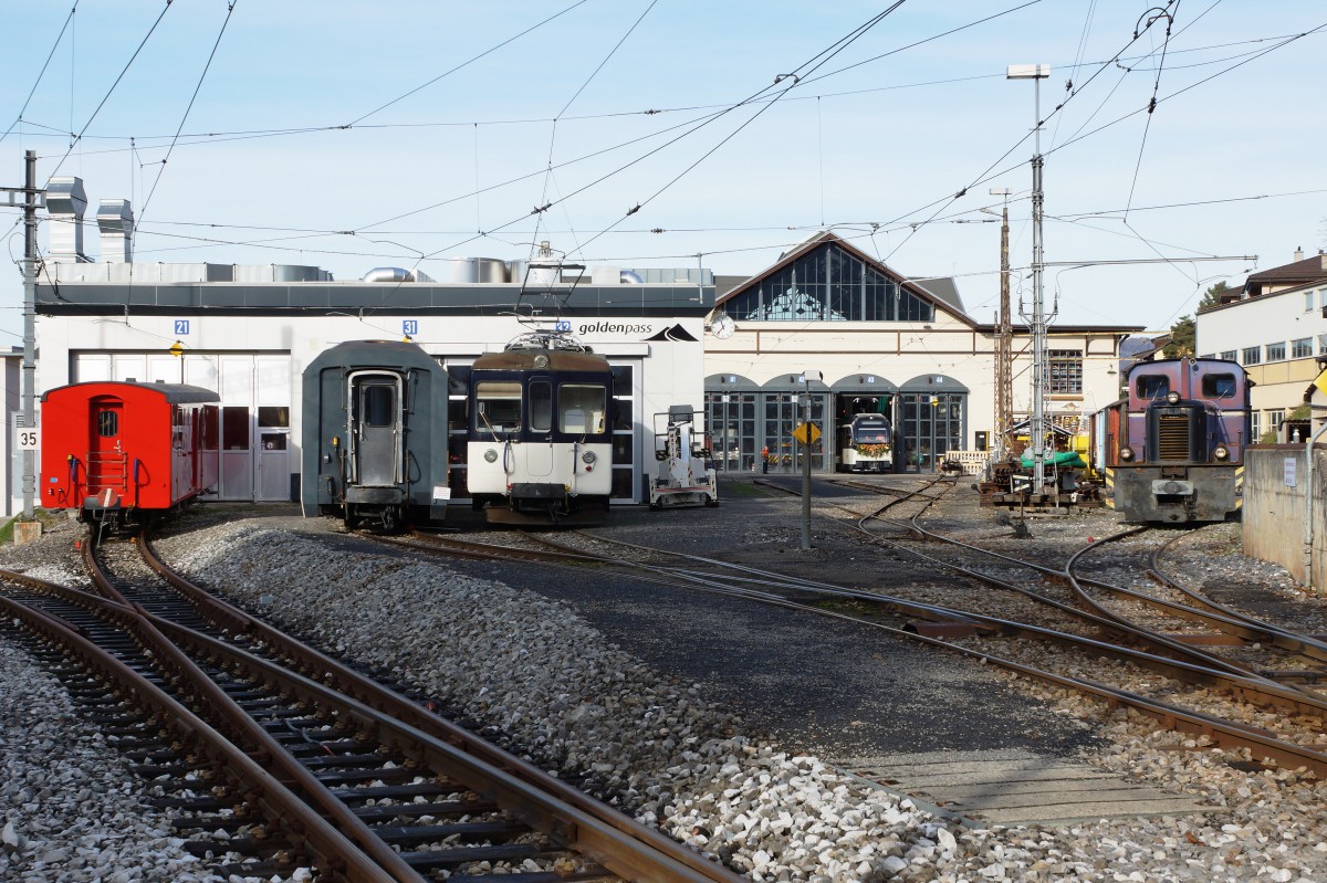 MOB/MVR: Die MOB-Werkstätte Chernex am 11. Dezember 2015. Besonders zu beachten ist der neue, geschmückte MVR ABeh 2/6 7501 der noch am selben Tag in St-Légier feierlich eingeweiht und auf den Namen St-Légier getauft wurde.
Foto: Walter Ruetsch 