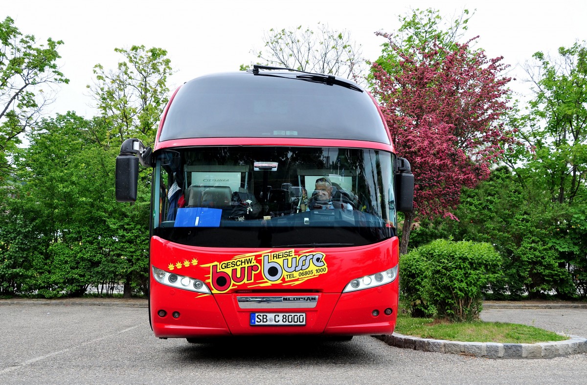 Neoplan Cityliner von Geschw.Buhr Reisen aus der BRD am 15.5.2015 in Krems.