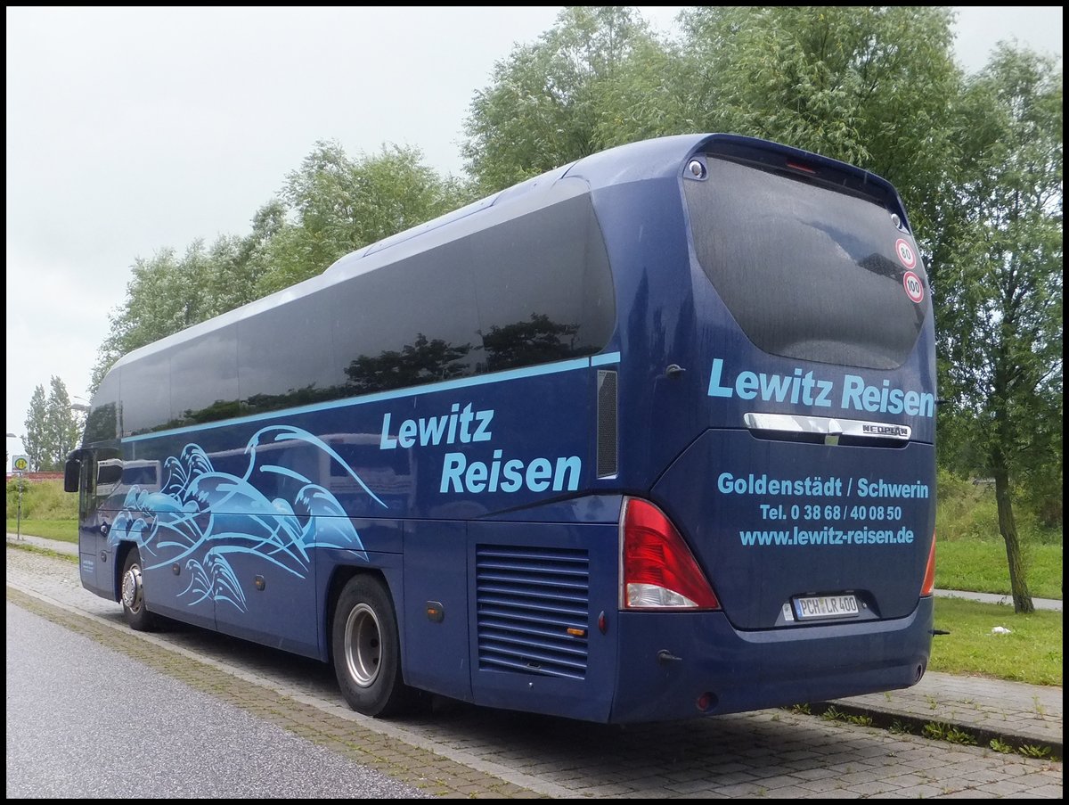 Neoplan Cityliner von Lewitz Reisen aus Deutschland in Rostock.