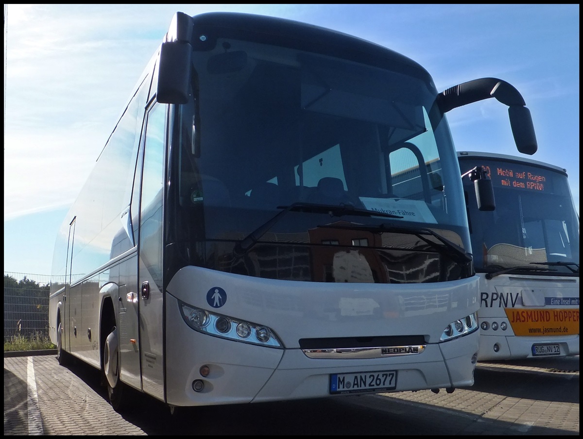 Neoplan Jetliner aus München zum Test bei der RPNV in Bergen.