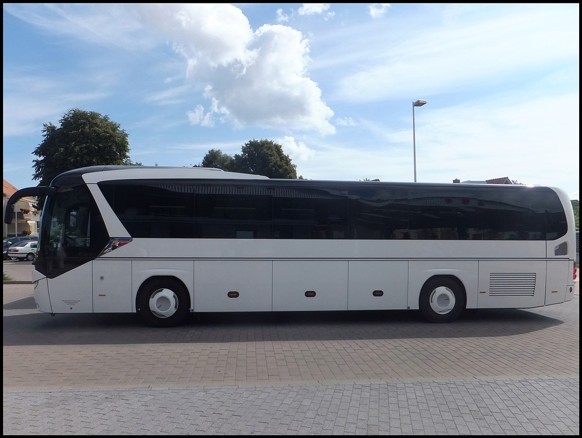 Neoplan Jetliner aus Mnchen zum Test bei der RPNV in Bergen.