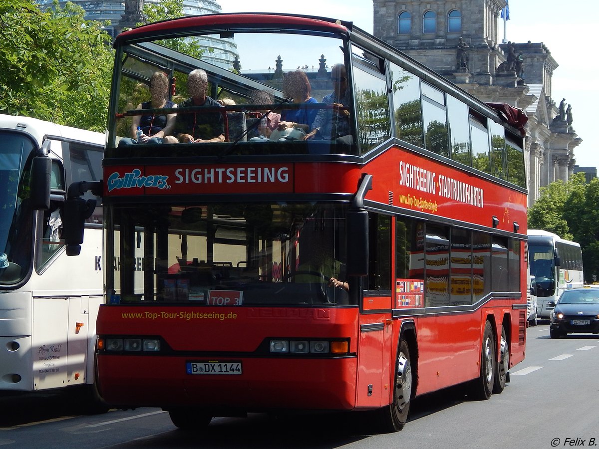 Neoplan N4026/3 von Gullivers aus Deutschland in Berlin. 